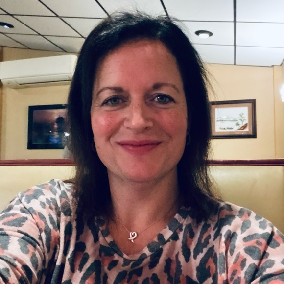 Meet your Posher, Vanessa - Picture 1 of 16